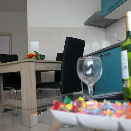Mihael Apartment *