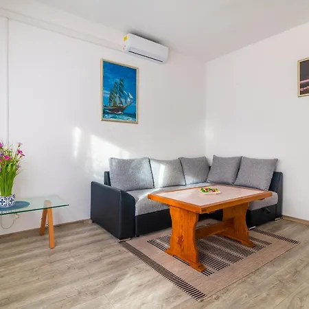 Apartman Mihael *