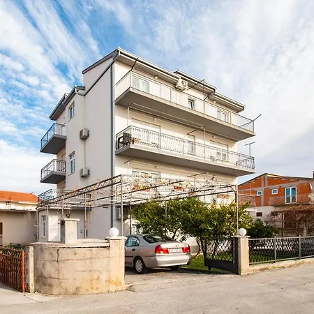 Appartement Mihael *